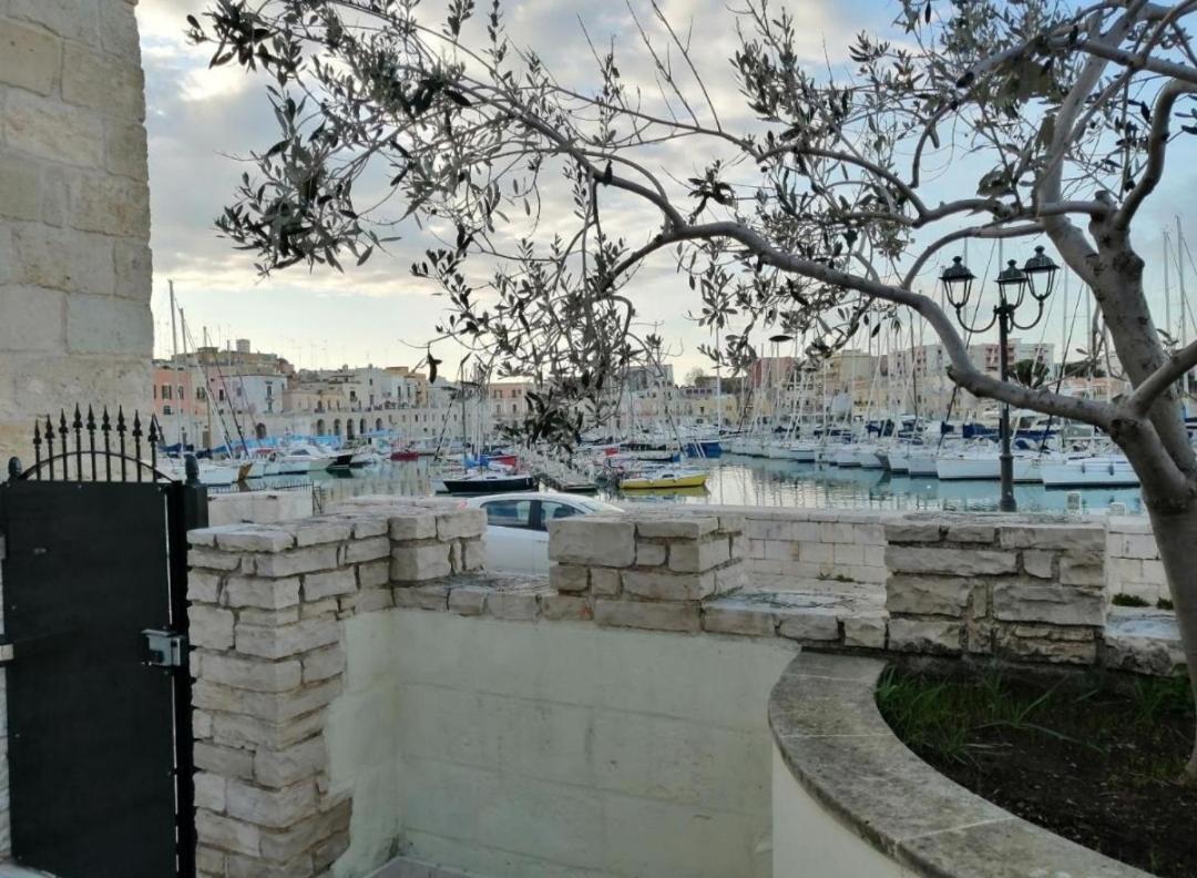 Tre Metri Sopra Il Mare Villa Bisceglie Exteriör bild